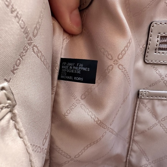 EUC Michael Kors Snakeskin Purse bundle - Picture 11 of 13